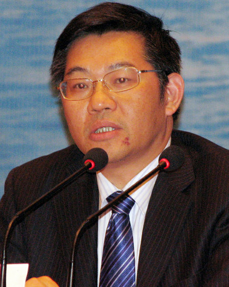 我校与张家港市金港镇签订产学研战略合作协议